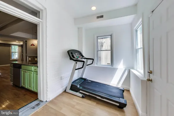 $4,200 | 1917 Lincoln Road Northeast, Washington, DC 20002