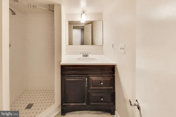 $4,200 | 1917 Lincoln Road Northeast, Washington, DC 20002