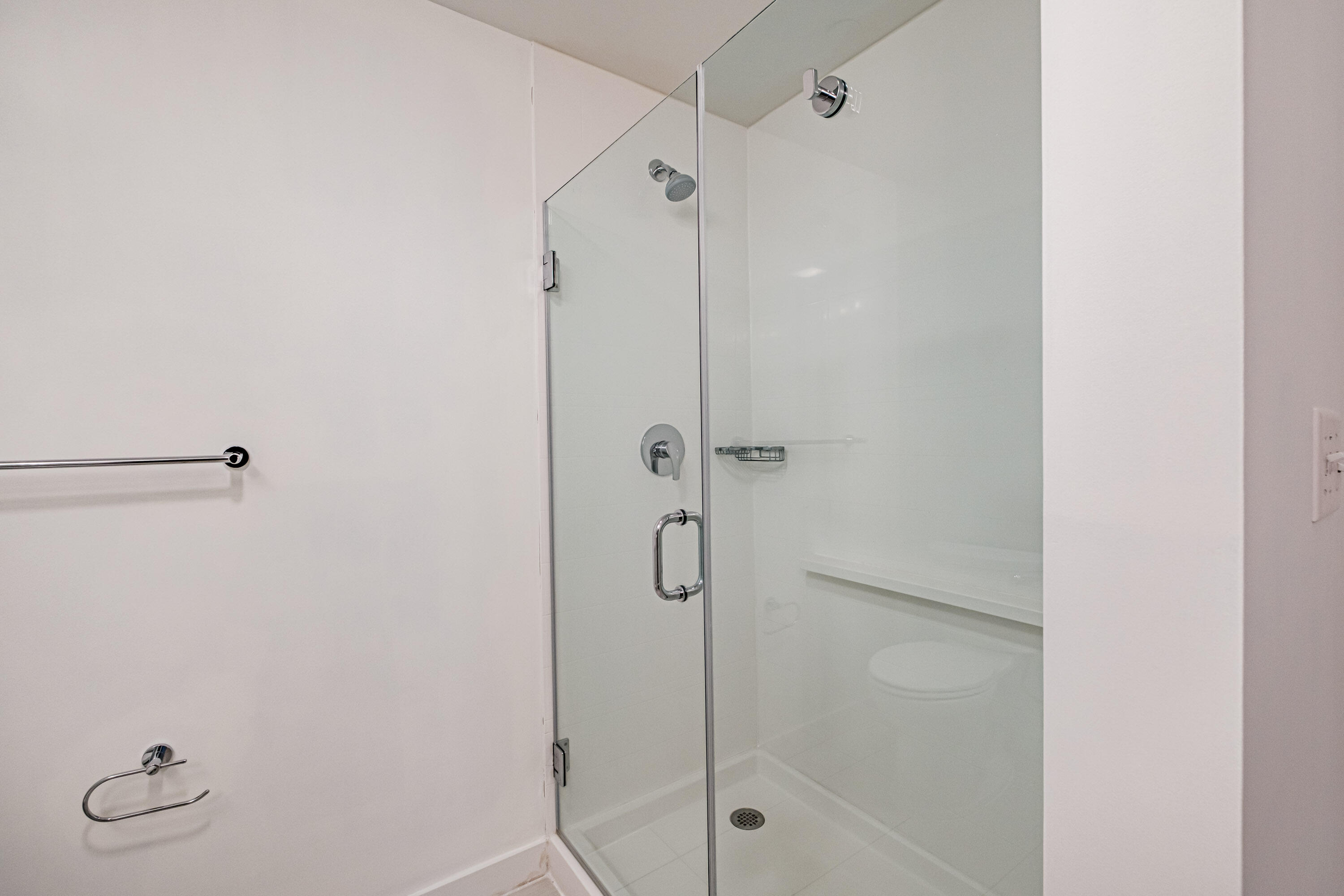 25 High Street, Unit 214 Portland, ME 04101 - Photo 32 of 54 Primary Bathroom