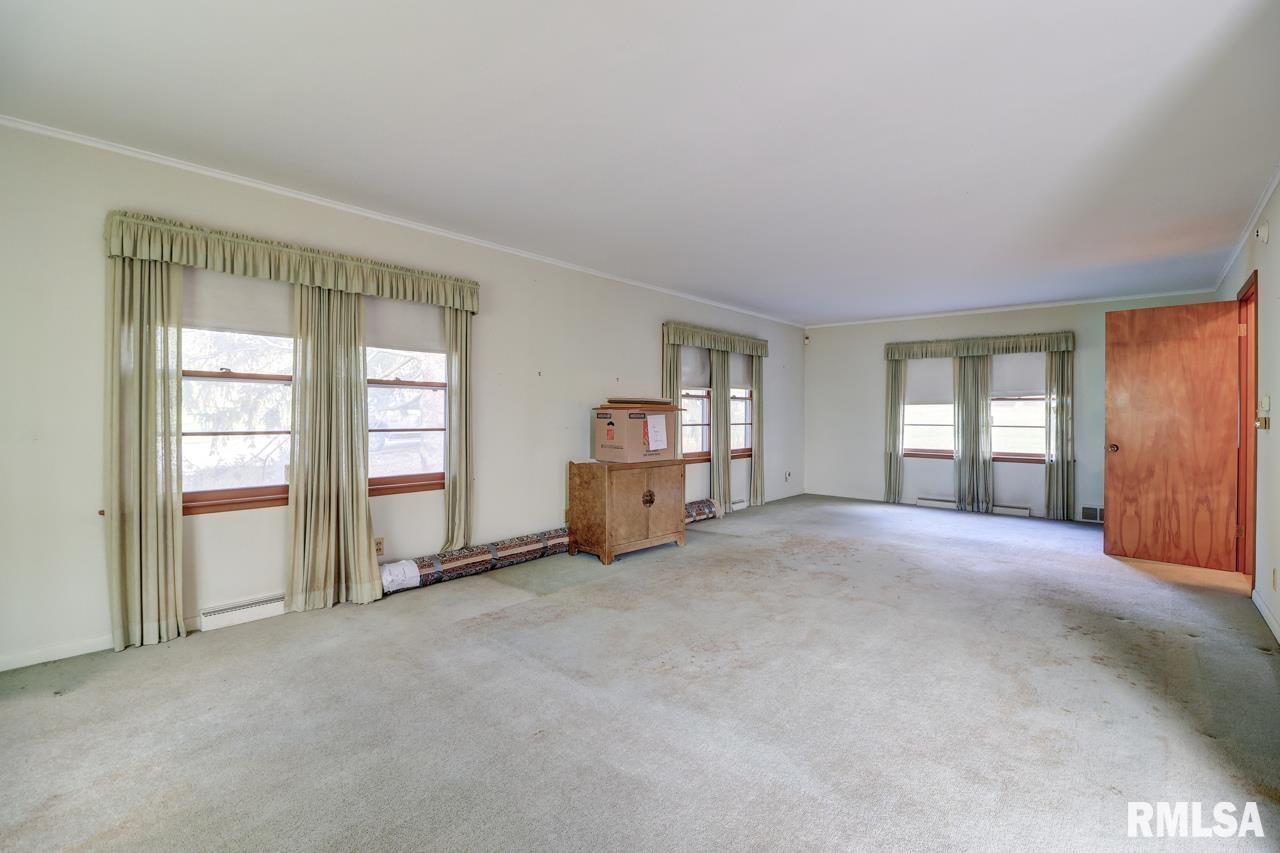 910 2nd Avenue South Clinton, IA 52732 - Photo 14 of 54