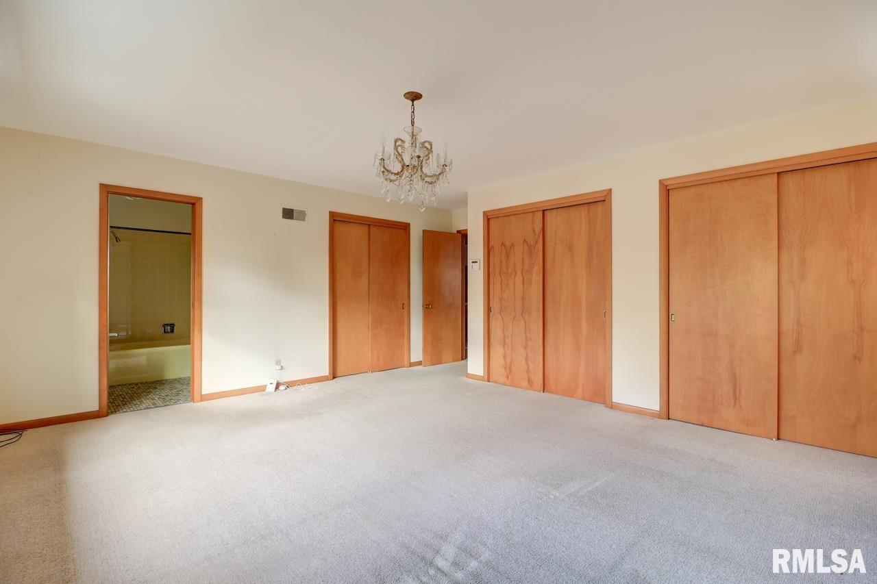 910 2nd Avenue South Clinton, IA 52732 - Photo 17 of 54