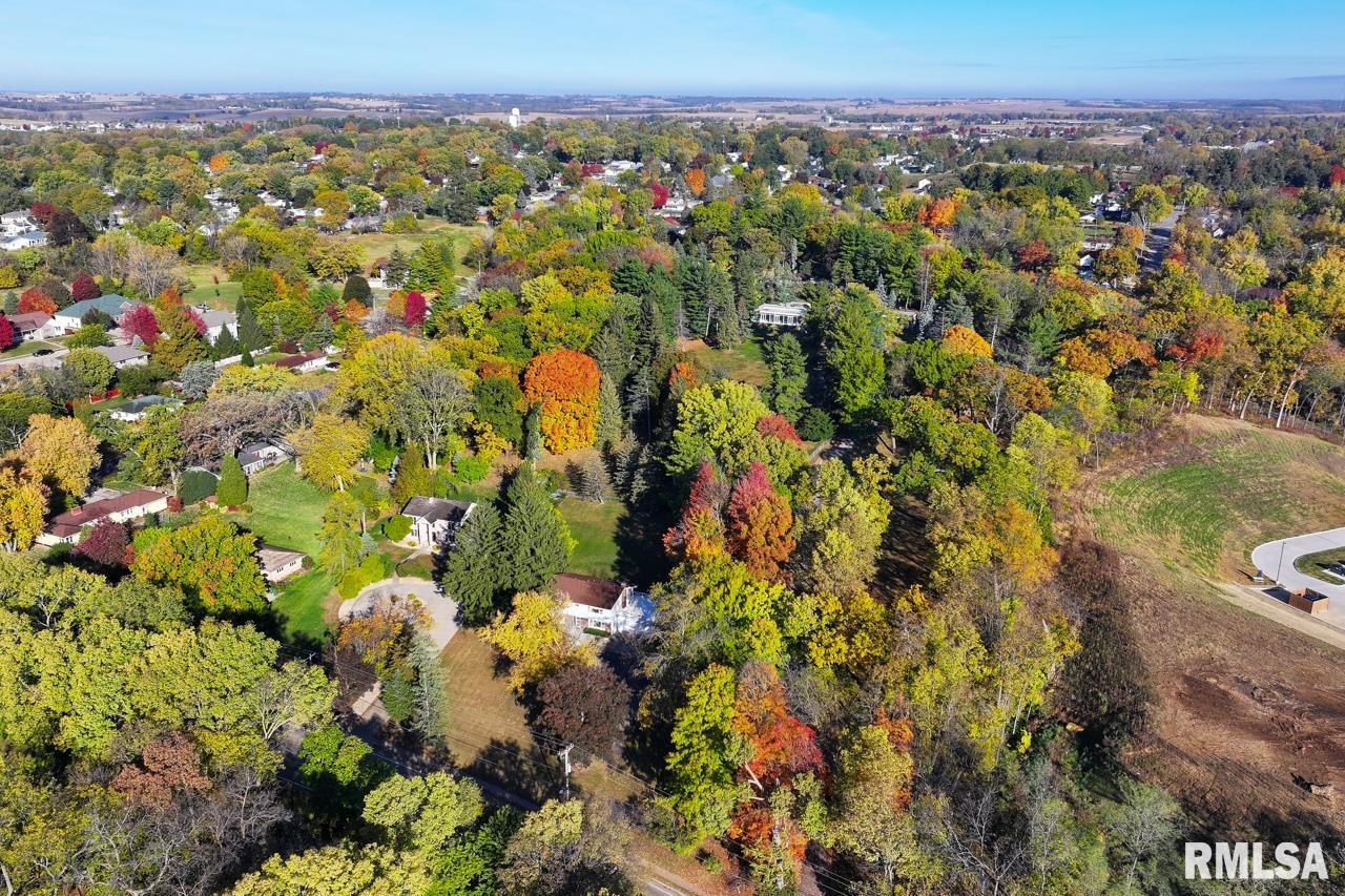 910 2nd Avenue South Clinton, IA 52732 - Photo 45 of 54