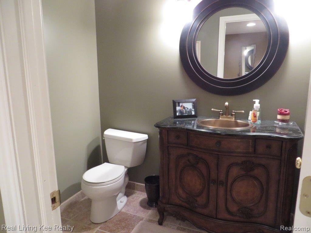 1022 Moran Drive Rochester, MI 48307 - Photo 20 of 30 moran 045.jpg
