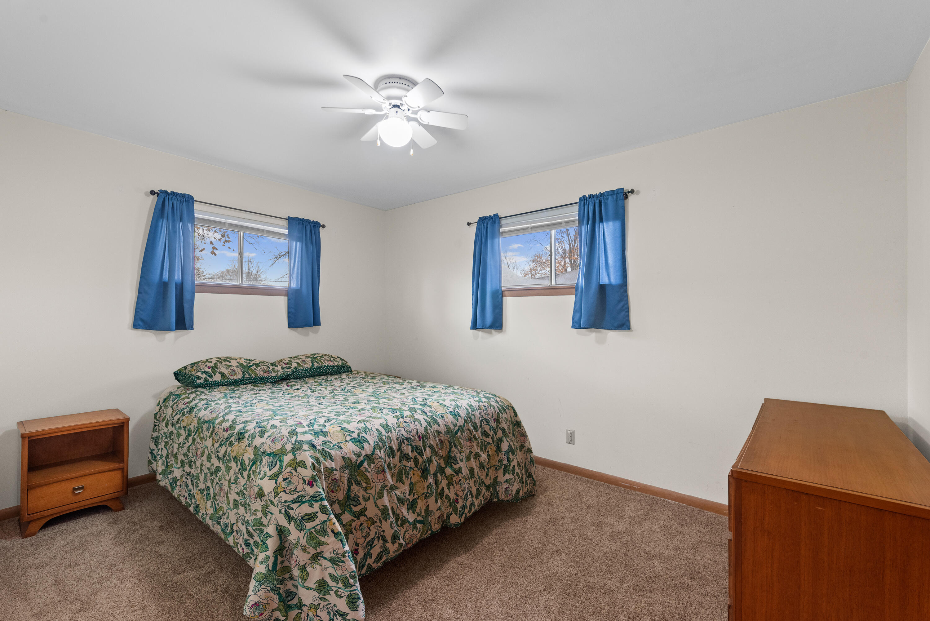 5235 West Dean Road Brown Deer, WI 53223 - Photo 17 of 31 Bedroom 2