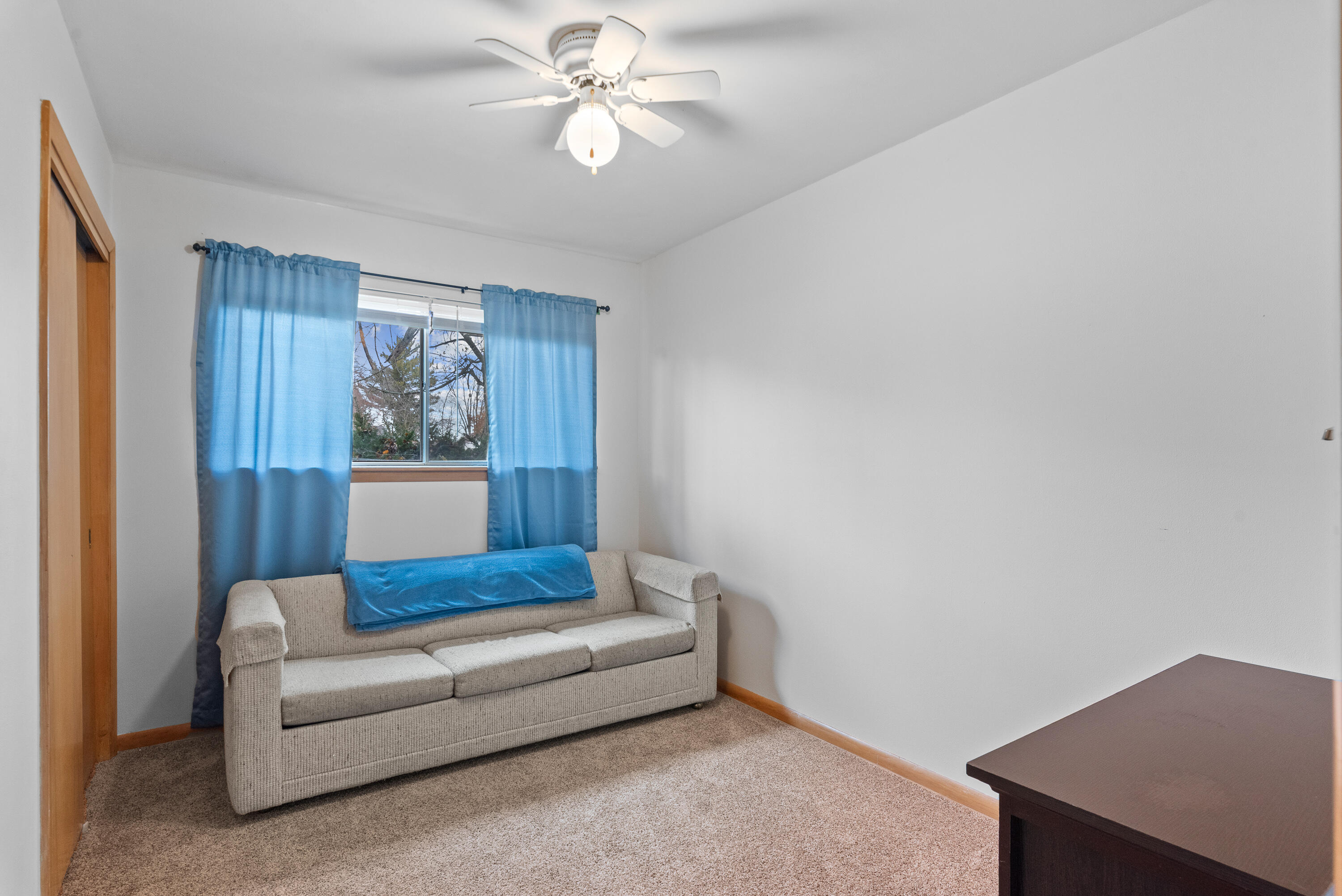 5235 West Dean Road Brown Deer, WI 53223 - Photo 21 of 31 Bedroom 4