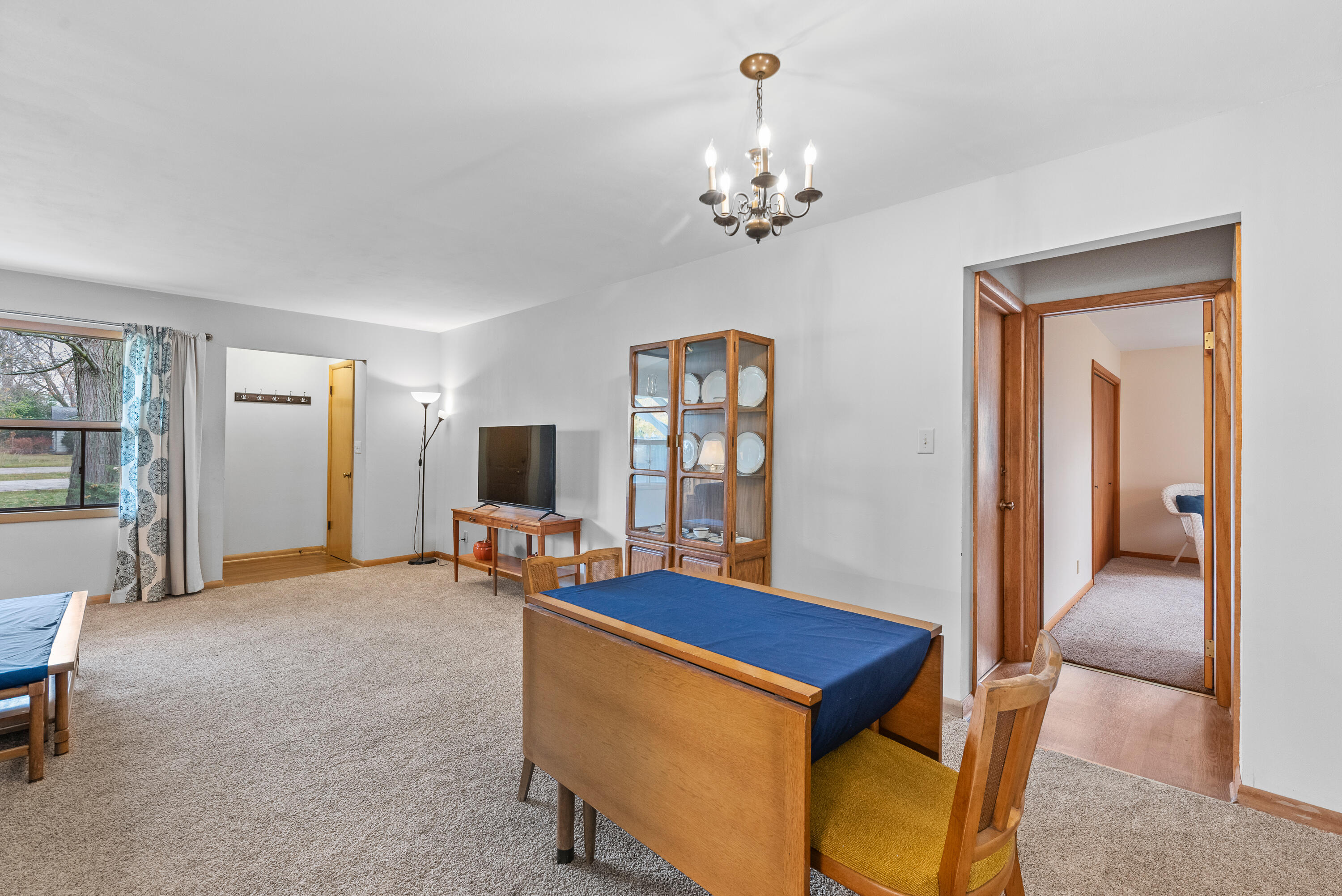 5235 West Dean Road Brown Deer, WI 53223 - Photo 6 of 31 Dining Room