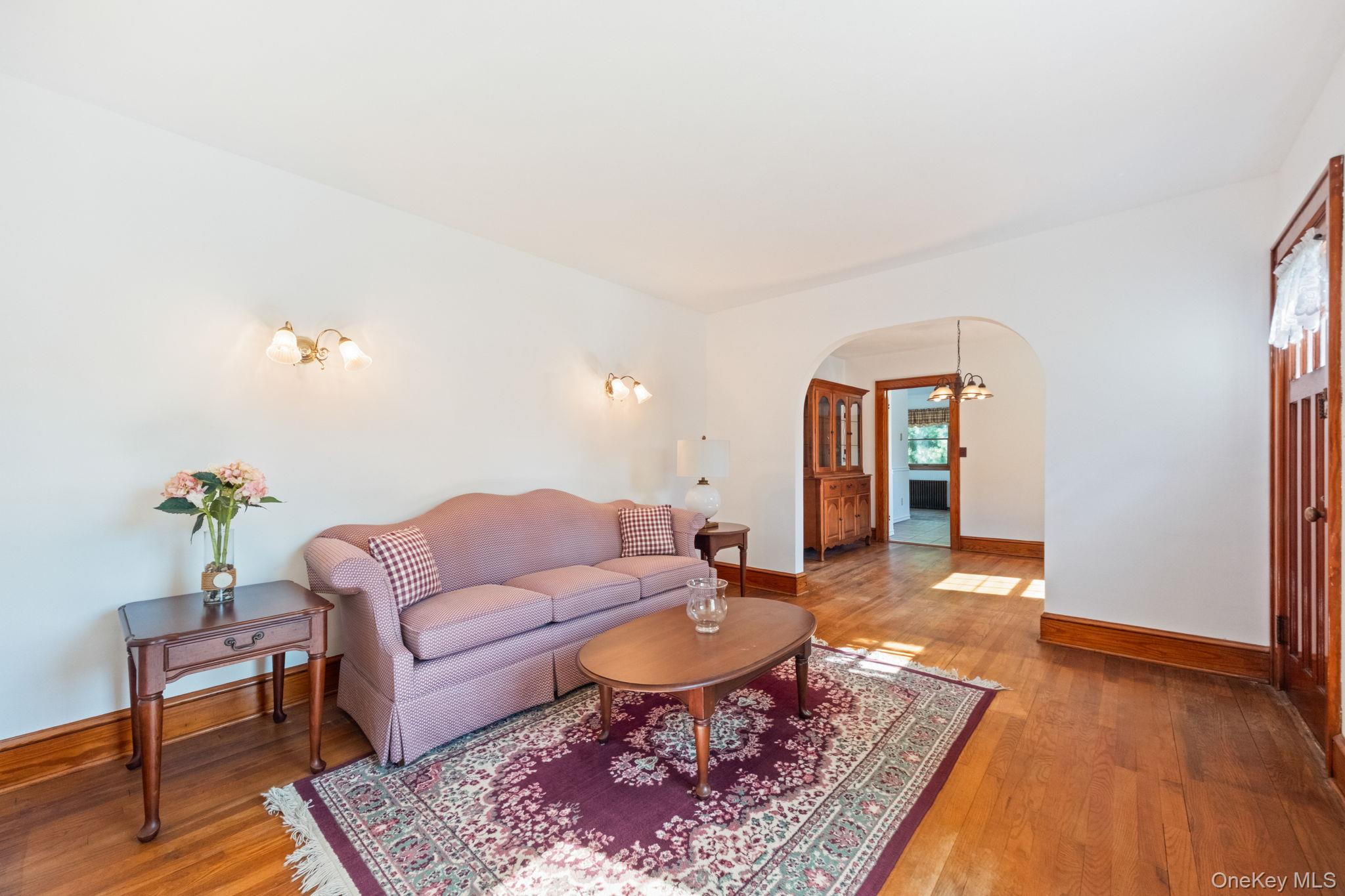 189 Lakeside Road Newburgh, NY 12550 - Photo 10 of 33