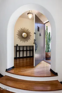 $1,900,000 | 3177 Lake Hollywood Drive, Los Angeles, CA 90068