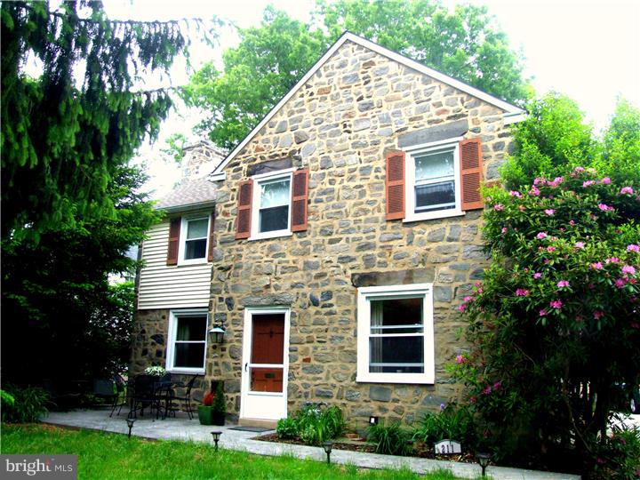 211 Earlington Road Havertown, PA 19083 - Photo 2 of 18