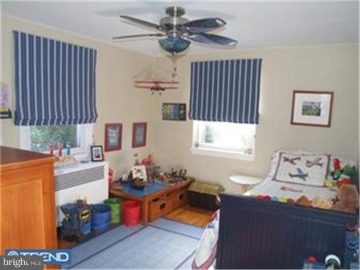 211 Earlington Road Havertown, PA 19083 - Photo 11 of 18