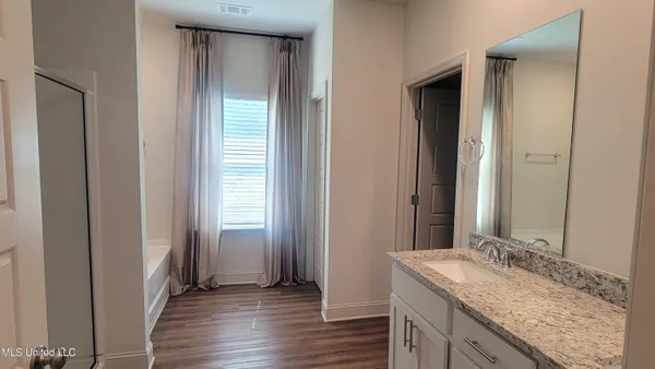 $2,800 | 106 Horseshoe Boulevard, Clinton, MS 39056