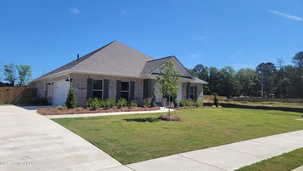 $2,800 | 106 Horseshoe Boulevard, Clinton, MS 39056