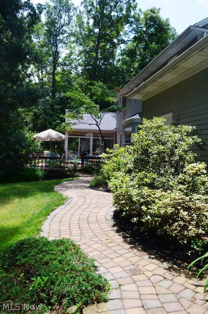 221 South Medina Line Road Akron, OH 44321 - Photo 29 of 32
