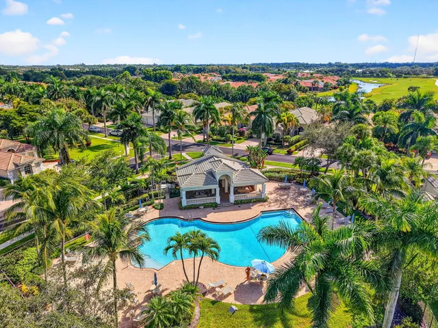 $785,000 | 3884 Netherlee Way, Lake Worth, FL 33449