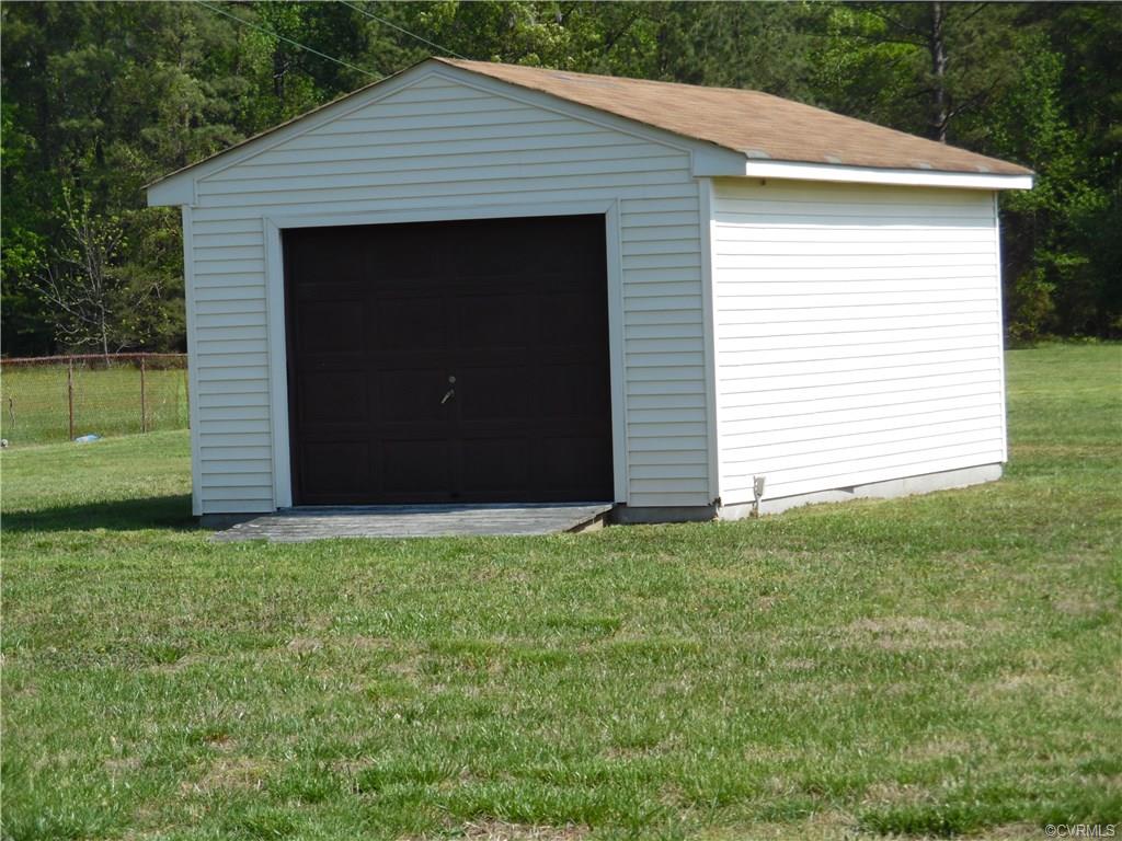 5404 Allin Road Prince George, VA 23875 - Photo 8 of 22 Gallery Image 8