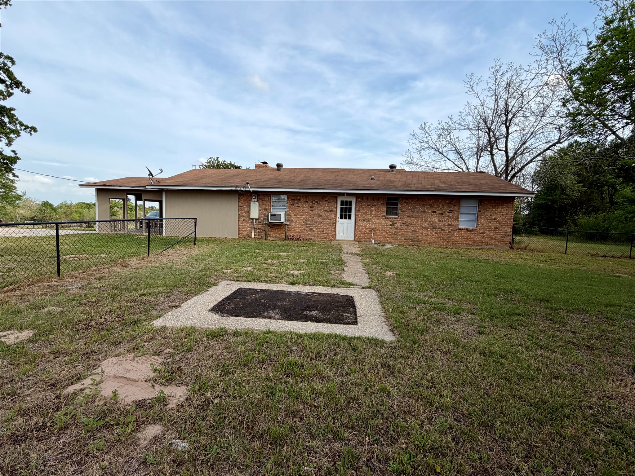 18043 Sterling Robertson Dam Road Thornton, TX 76687 - Photo 3 of 28