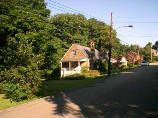 190 Spring Grove Road Penn Hills, PA 15235 - Photo 5 of 5 Gallery Image 5