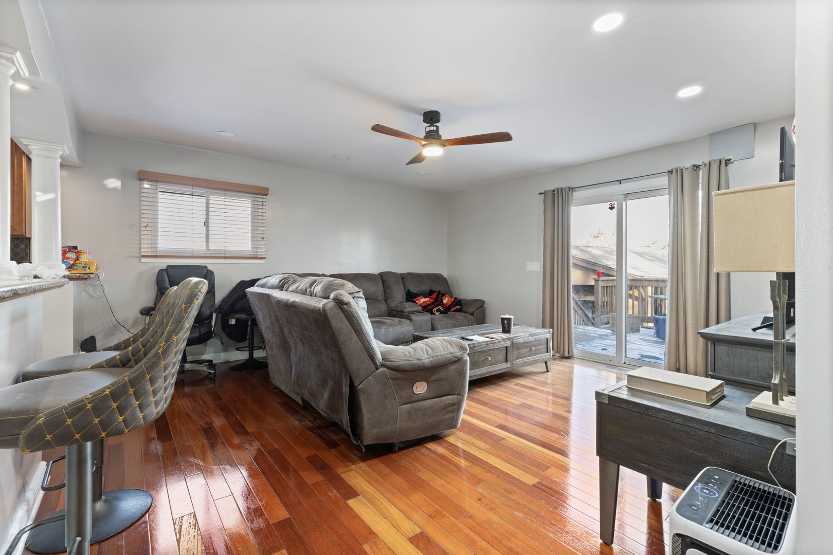 124 South Pinecrest Road Bolingbrook, IL 60440 - Photo 8 of 21