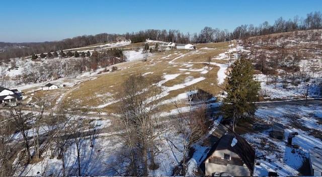 275 Old Scales Road Washington, PA 15301 - Photo 6 of 11 a view of a city