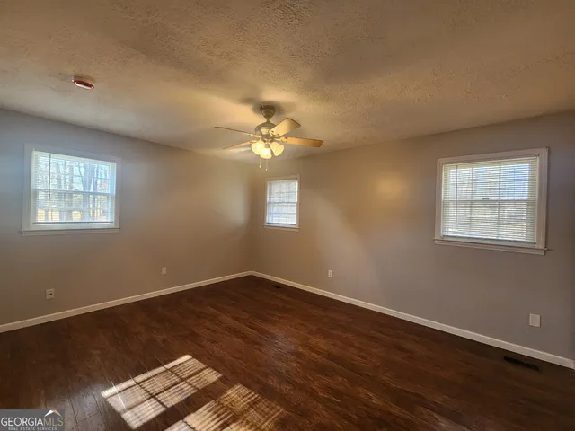 $1,800 | 120 Sol Bridges Road, Newnan, GA 30263