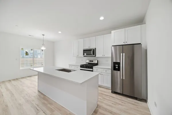 $2,600 | 1234 Gillespie Lane, Unit 1234, Yorkville, IL 60560