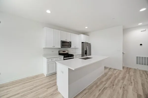 $2,600 | 1234 Gillespie Lane, Unit 1234, Yorkville, IL 60560