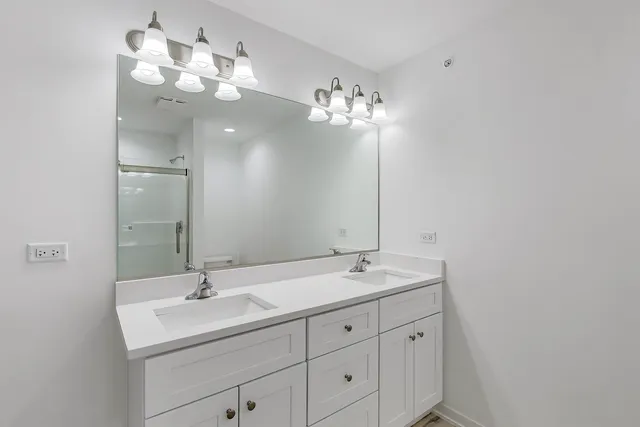 $2,750 | 1234 Gillespie Lane, Unit 1234, Yorkville, IL 60560