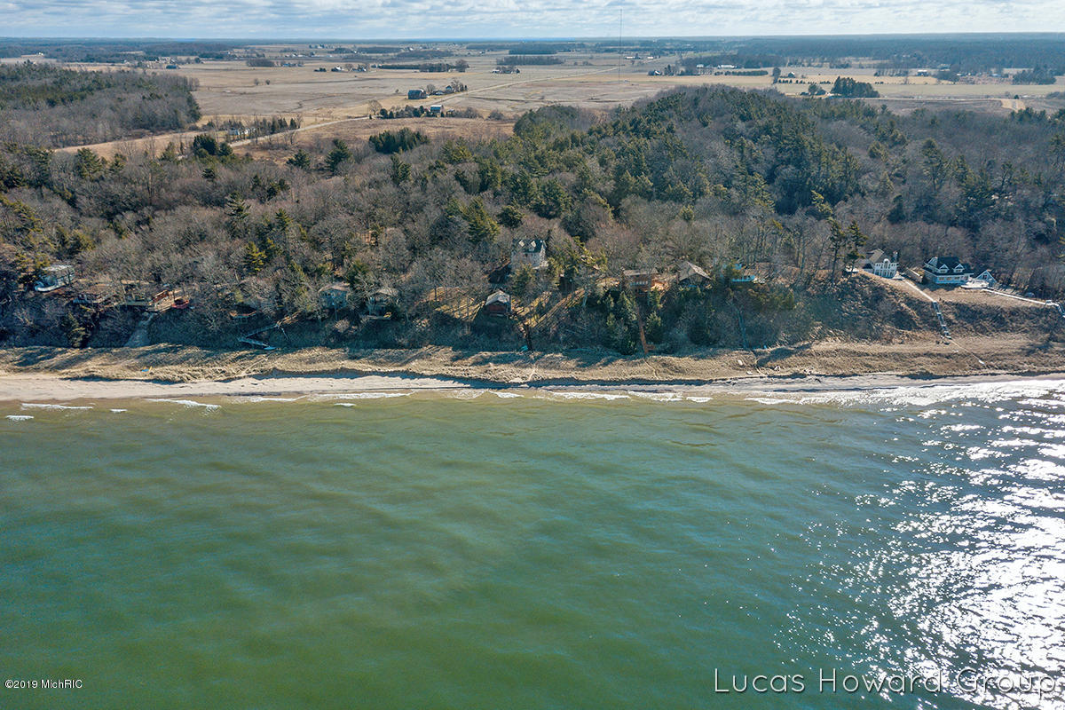 8145 Eilers Road, Unit 4 Montague, MI 49437 - Photo 31 of 32 IMG_1030