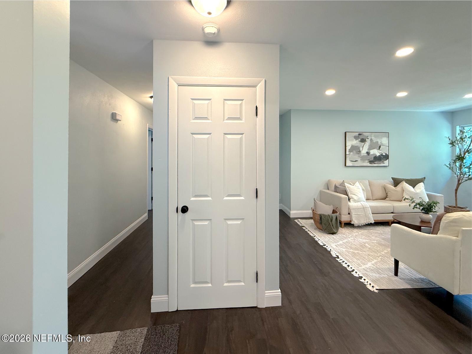10135 Lake View Road West Jacksonville, FL 32225 - Photo 8 of 21 PHOTO-2026-05-15-14-00-42_9