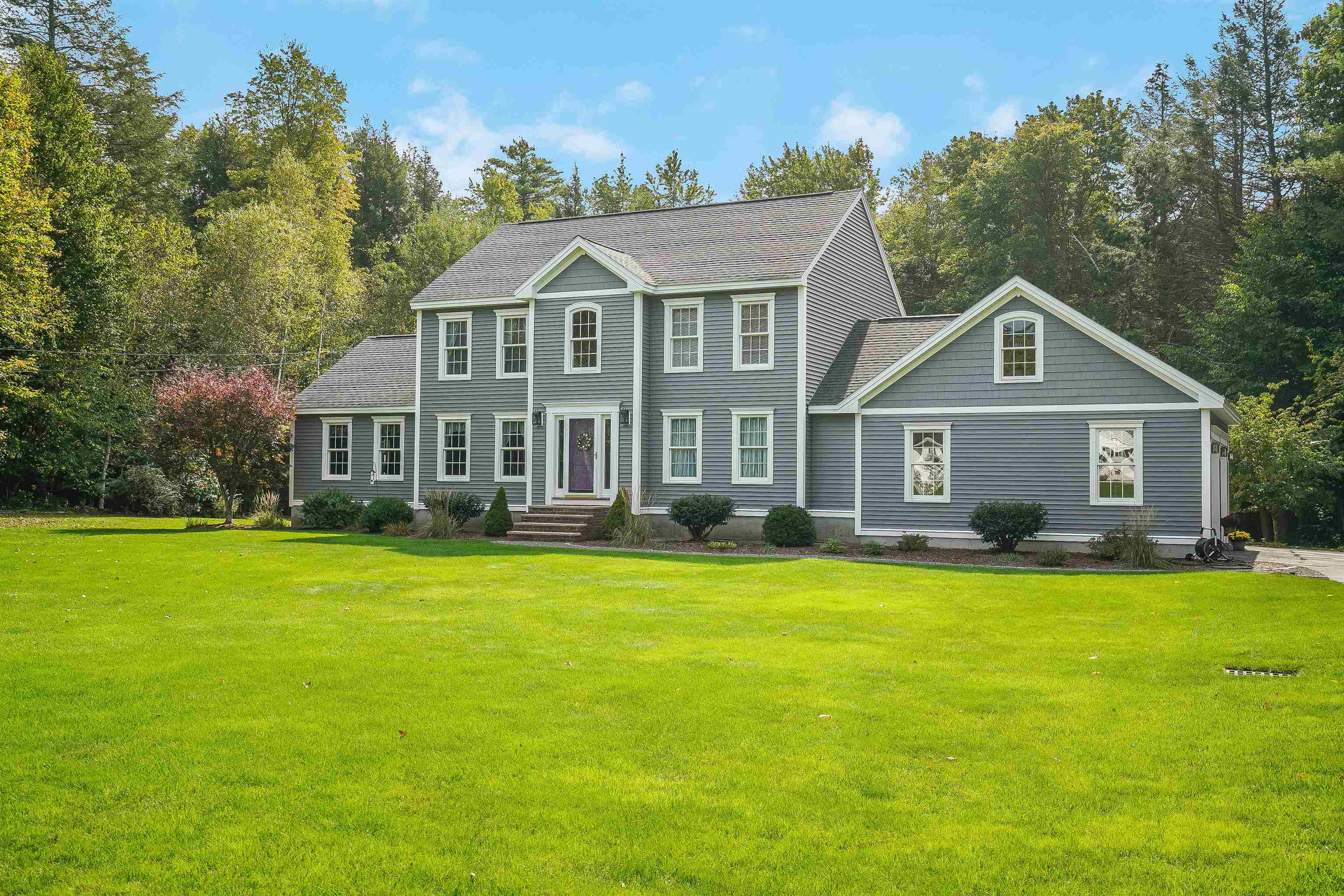 289 Meadow Fox Lane Chester, NH 03036 - Photo 1 of 35