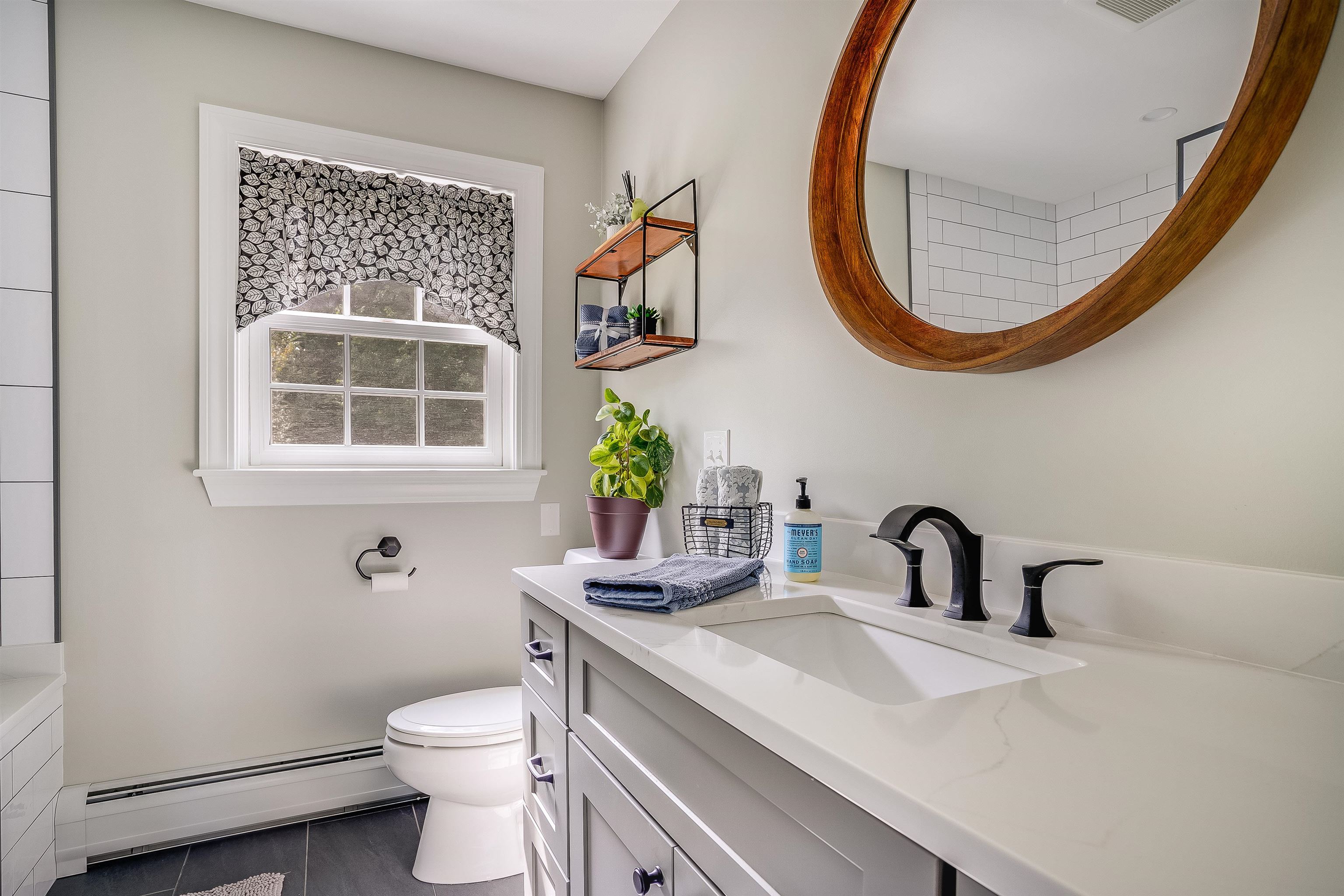 289 Meadow Fox Lane Chester, NH 03036 - Photo 14 of 35