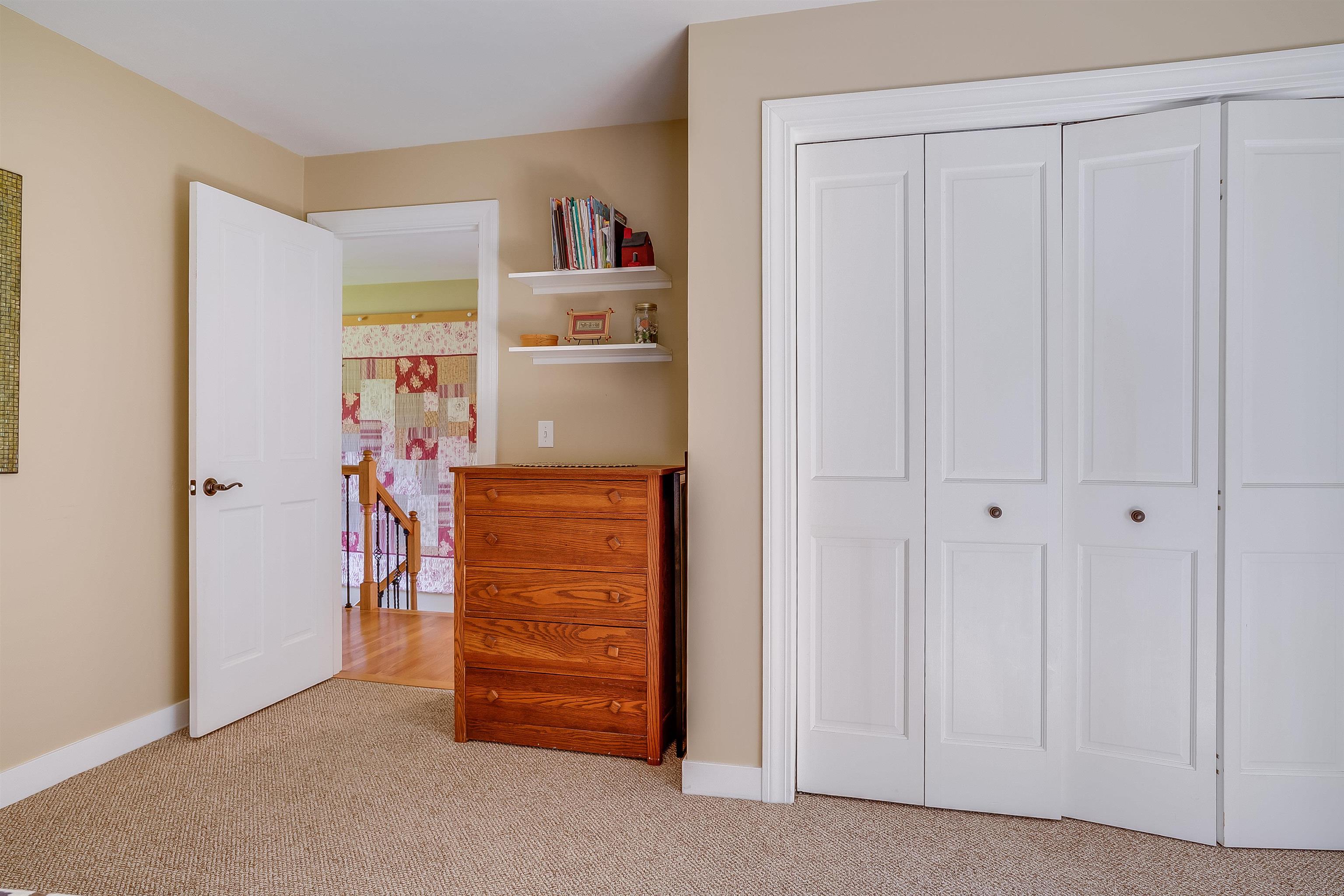 289 Meadow Fox Lane Chester, NH 03036 - Photo 19 of 35