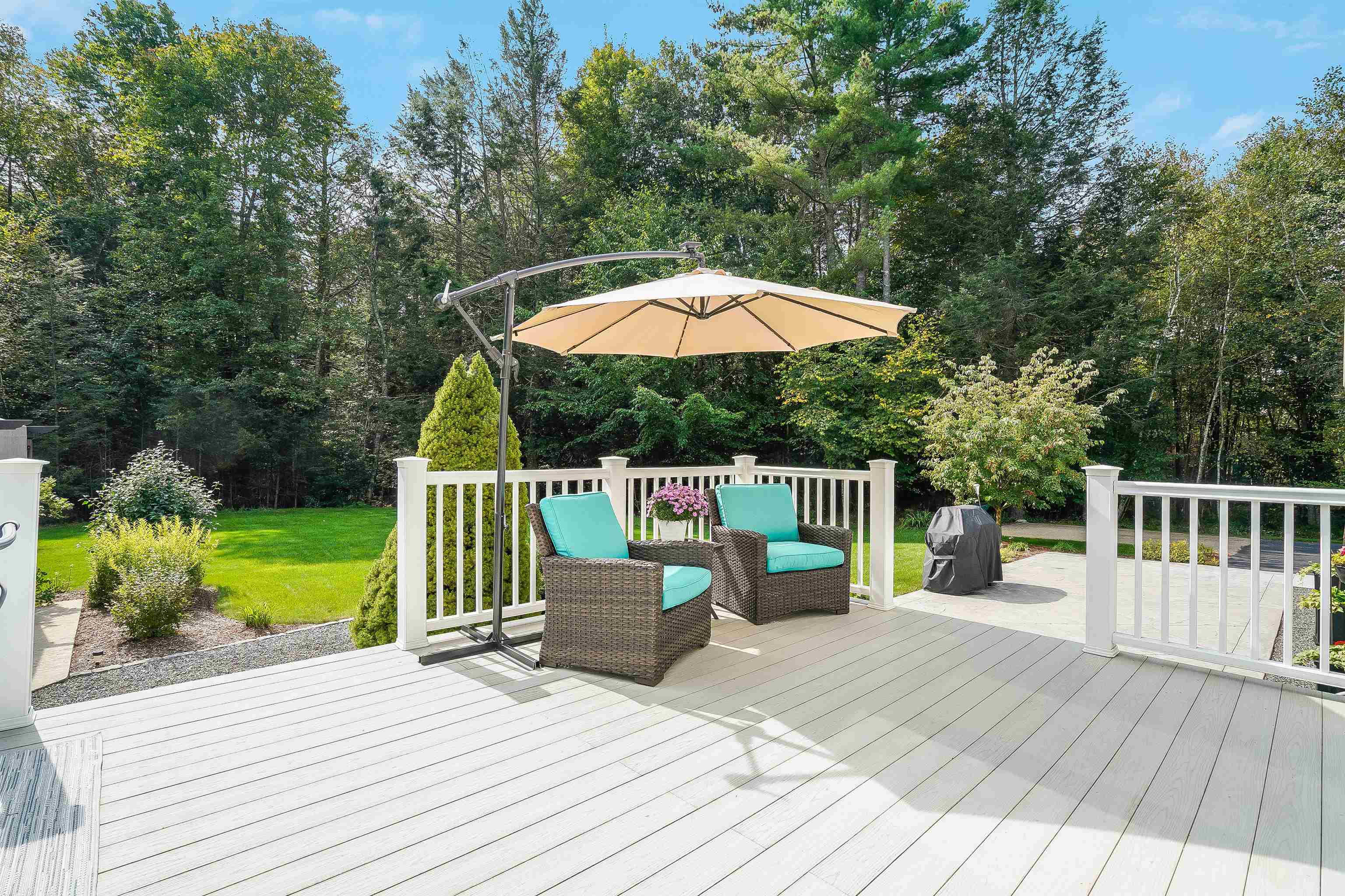 289 Meadow Fox Lane Chester, NH 03036 - Photo 22 of 35