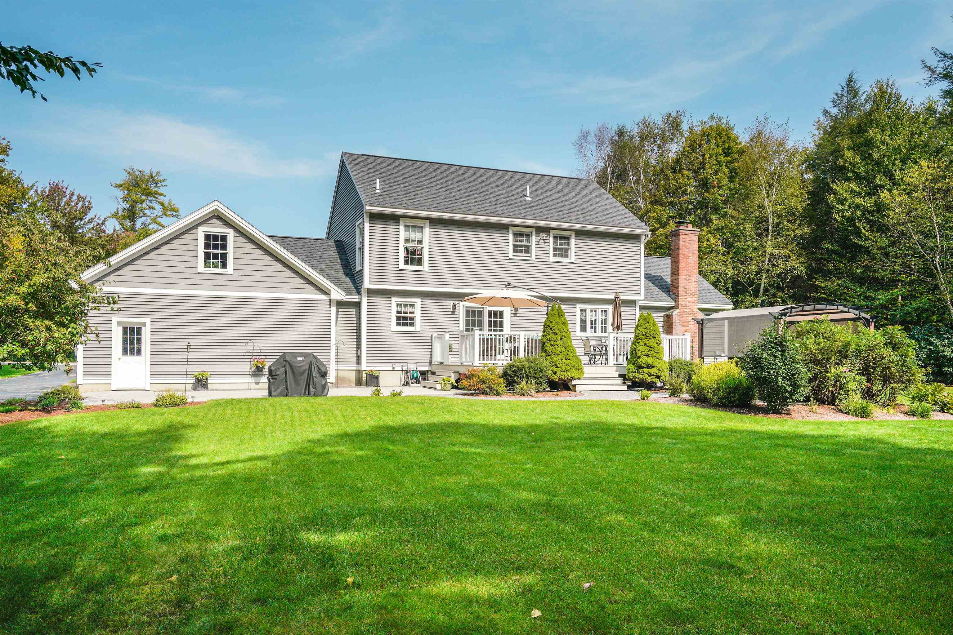 289 Meadow Fox Lane Chester, NH 03036 - Photo 26 of 35