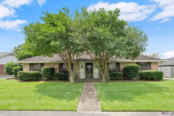 $339,900 | 8828 Trudeau Avenue, Baton Rouge, LA 70806