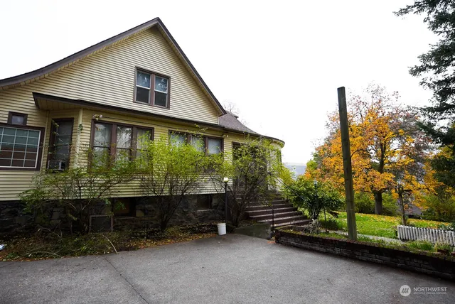 $310,000 | 403 South 6th Street, Dayton, WA 99328