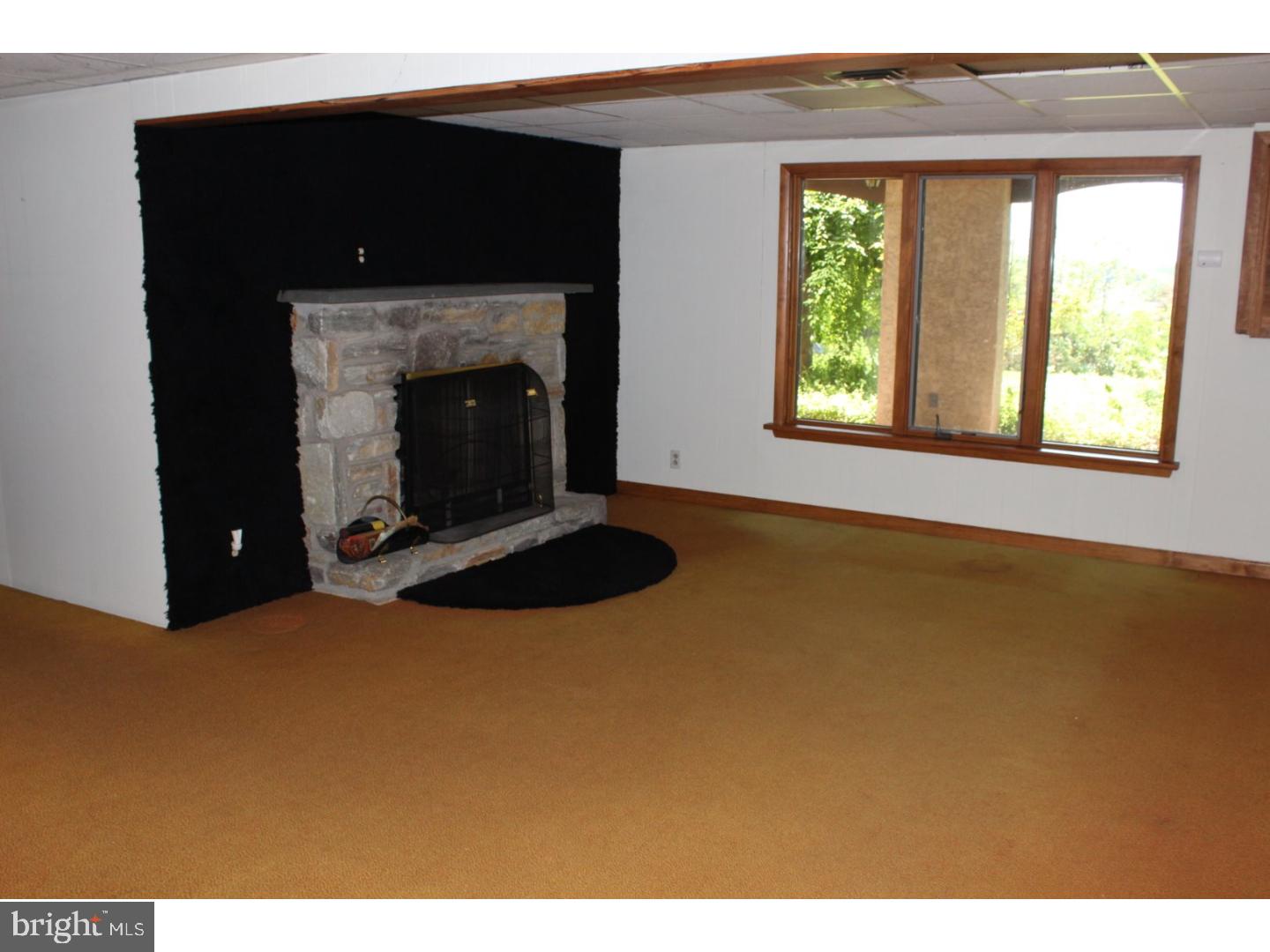 2989 Thompson Road Telford, PA 18969 - Photo 21 of 25