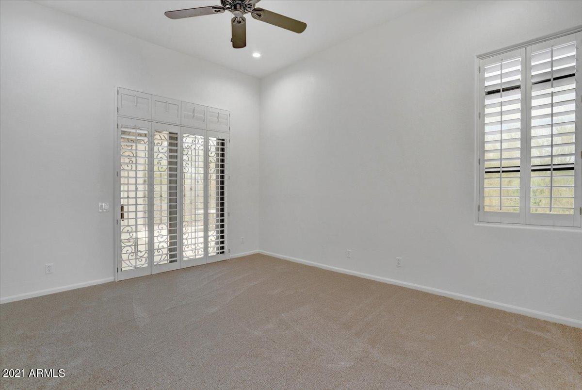 5223 East Hashknife Road Phoenix, AZ 85054 - Photo 17 of 26 17-Master Bedroom