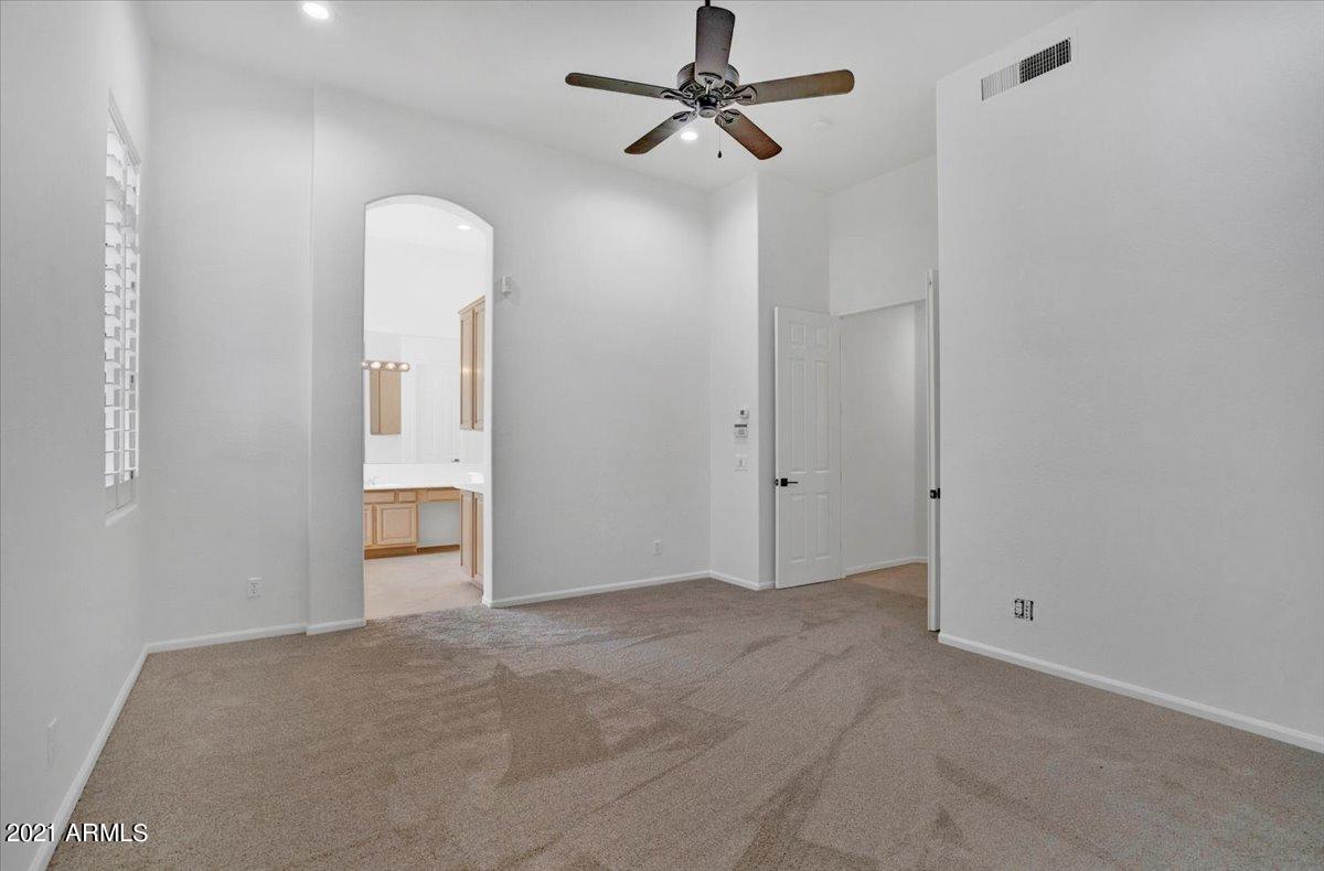 5223 East Hashknife Road Phoenix, AZ 85054 - Photo 18 of 26 18-Master Bedroom