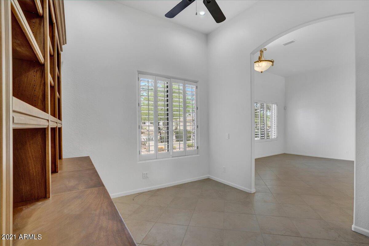 5223 East Hashknife Road Phoenix, AZ 85054 - Photo 22 of 26 23-Office