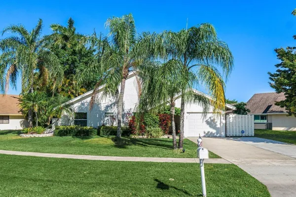 $4,500 | 22525 Swordfish Drive, Boca Raton, FL 33428