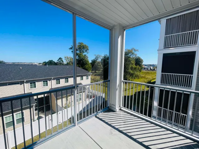 $1,550 | 165 Ella Kinley Circle, Unit 305, Myrtle Beach, SC 29588