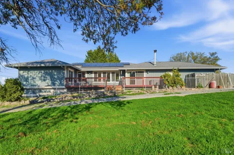 $1,395,000 | 5408 Hessel Avenue, Sebastopol, CA 95472