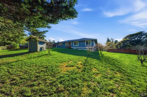 $1,395,000 | 5408 Hessel Avenue, Sebastopol, CA 95472