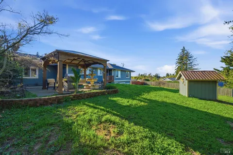 $1,395,000 | 5408 Hessel Avenue, Sebastopol, CA 95472