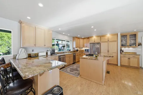 $1,395,000 | 5408 Hessel Avenue, Sebastopol, CA 95472