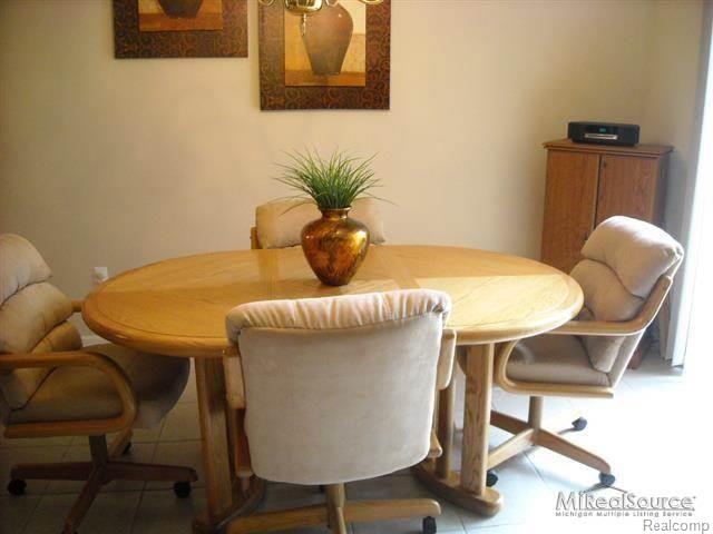 37371 Ryan Road Sterling Heights, MI 48310 - Photo 5 of 23 5.JPG