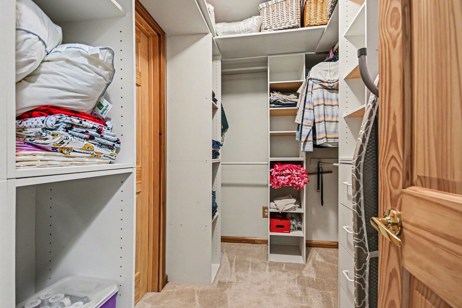 14340 West Bruce Road Homer Glen, IL 60491 - Photo 23 of 38 a view of utility room
