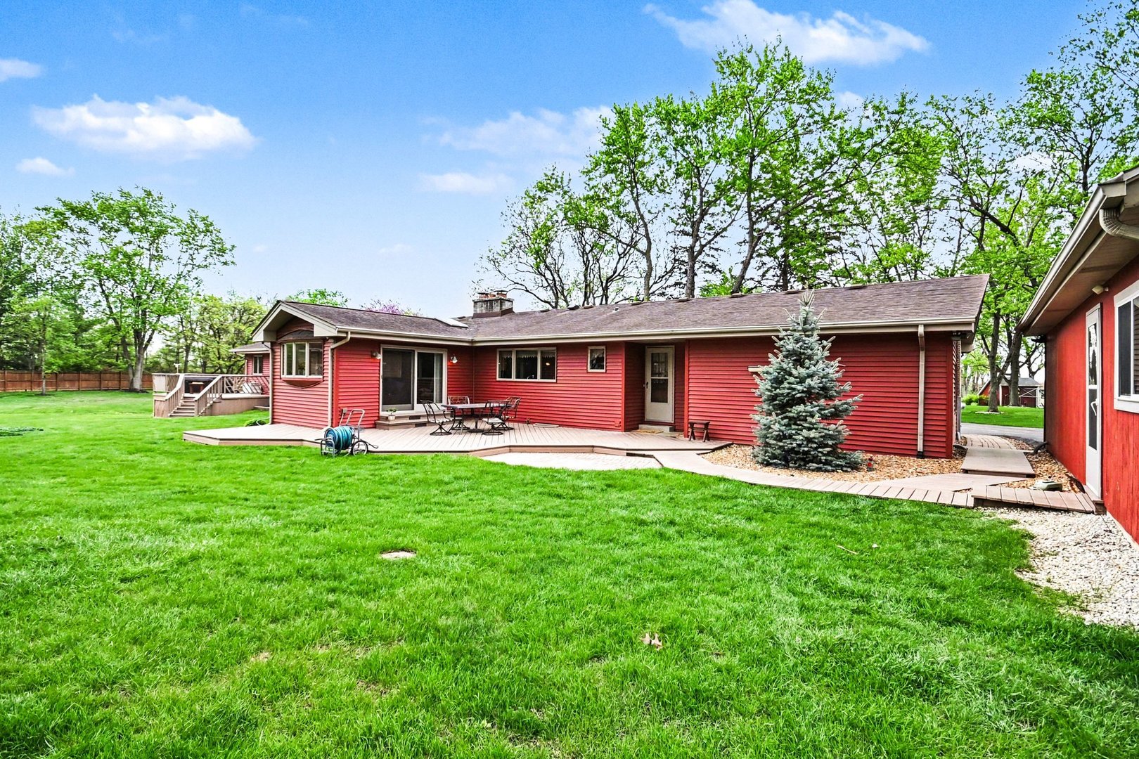 14340 West Bruce Road Homer Glen, IL 60491 - Photo 28 of 38 front view of a house with a yard