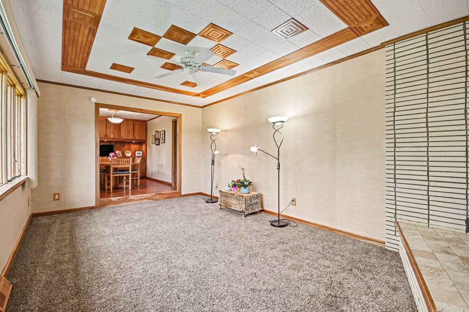 14340 West Bruce Road Homer Glen, IL 60491 - Photo 8 of 38 a view of a room with gym equipment